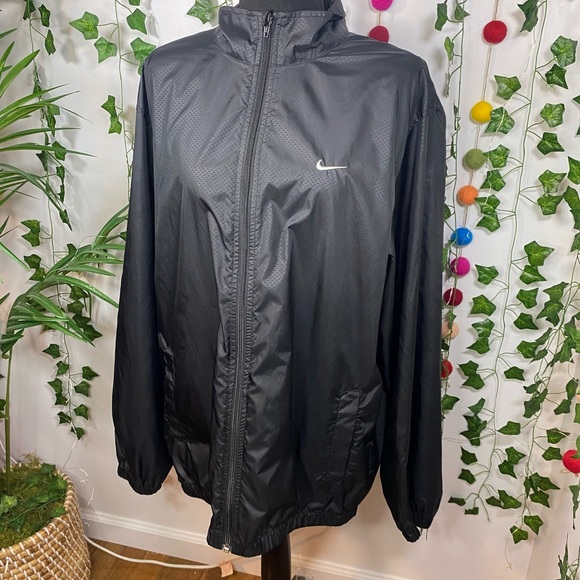 Nike Black The Athletic Department Vintage Windbreaker Lightweight Jacket LARGE - Picture 2 of 12